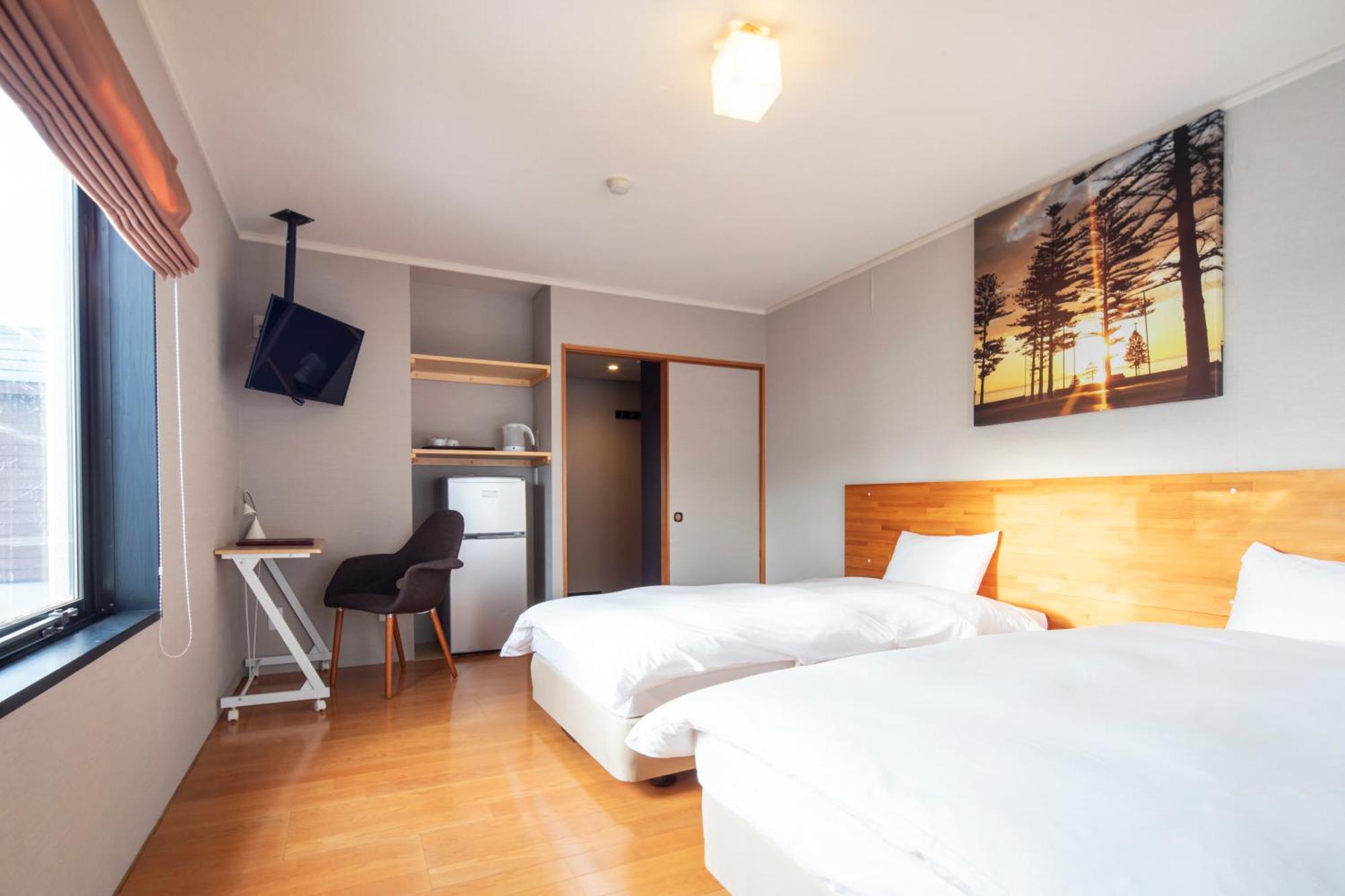 M Lodge Куттян Экстерьер фото